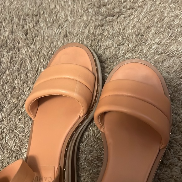Vince Camuto Sandals 🩷 - Picture 6 of 9